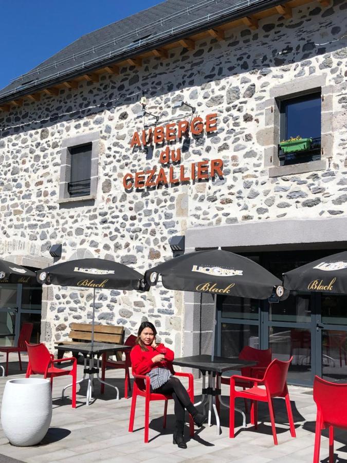 Auberge Du Cezallier Montgreleix Exterior photo